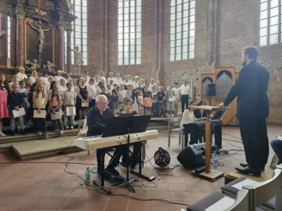 13 Uhr begann die Generalprobe. Ein langer Tag f&uuml;r die Musikerinnen und Musiker. 