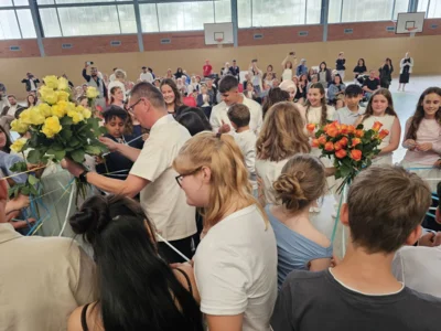 Foto des Albums: Berührender Abschied unserer 6. Klassen