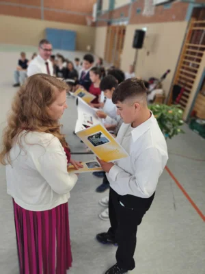 Foto des Albums: Berührender Abschied unserer 6. Klassen