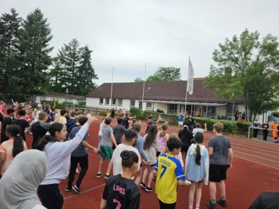 Foto des Albums: Spendenlauf für einere schönere Schule
