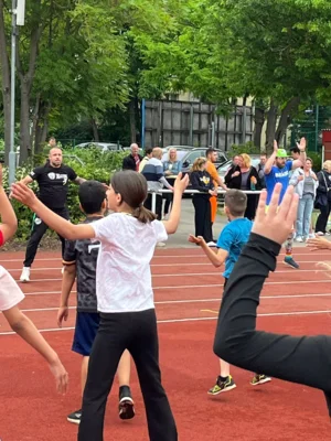 Foto des Albums: Spendenlauf für einere schönere Schule