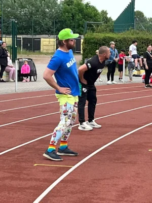 Foto des Albums: Spendenlauf für einere schönere Schule