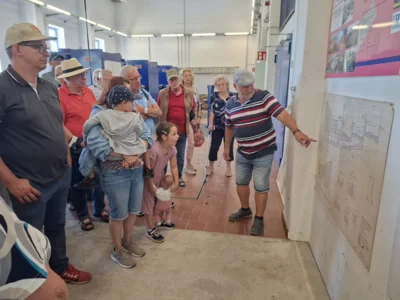 Foto des Albums: Besuch in Doppelsparschleuse und Trogbrücke (08.​08.​2026)