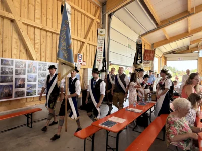 Foto des Albums: 3. Salmdorfer Festwochenende 2026 - Teil 2 Festgottesdienst und Bieranstich