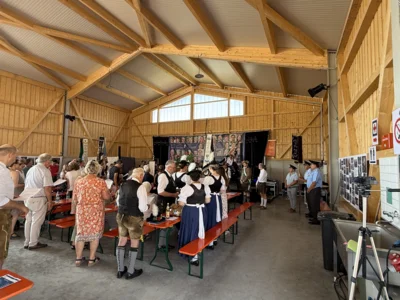 Foto des Albums: 3. Salmdorfer Festwochenende 2026 - Teil 2 Festgottesdienst und Bieranstich
