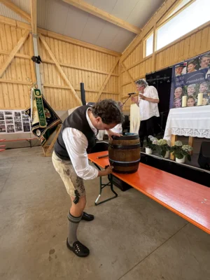 Foto des Albums: 3. Salmdorfer Festwochenende 2026 - Teil 2 Festgottesdienst und Bieranstich