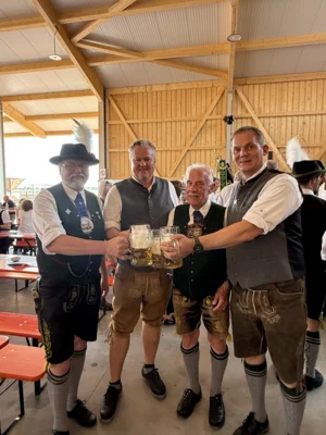 Foto des Albums: 3. Salmdorfer Festwochenende 2026 - Teil 3 Tradition und Familie