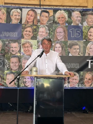 Foto des Albums: 3. Salmdorfer Festwochenende 2026 - Teil 3 Tradition und Familie