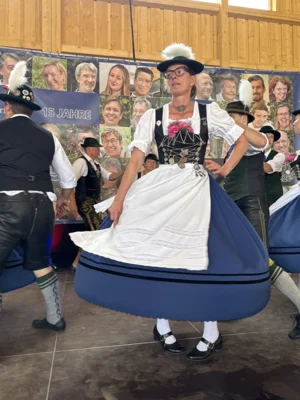 Foto des Albums: 3. Salmdorfer Festwochenende 2026 - Teil 4 Trachtentanz und Musikkabarett