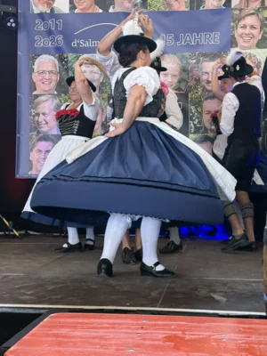 Foto des Albums: 3. Salmdorfer Festwochenende 2026 - Teil 4 Trachtentanz und Musikkabarett