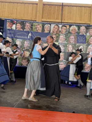 Foto des Albums: 3. Salmdorfer Festwochenende 2026 - Teil 4 Trachtentanz und Musikkabarett