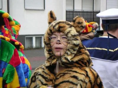 Foto des Albums: AEWG-Umzug 2004