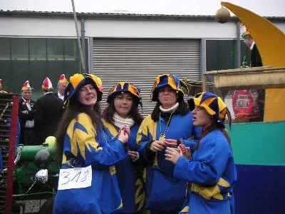 Foto des Albums: AEWG-Umzug 2004
