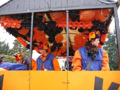 Foto des Albums: AEWG-Umzug 2004