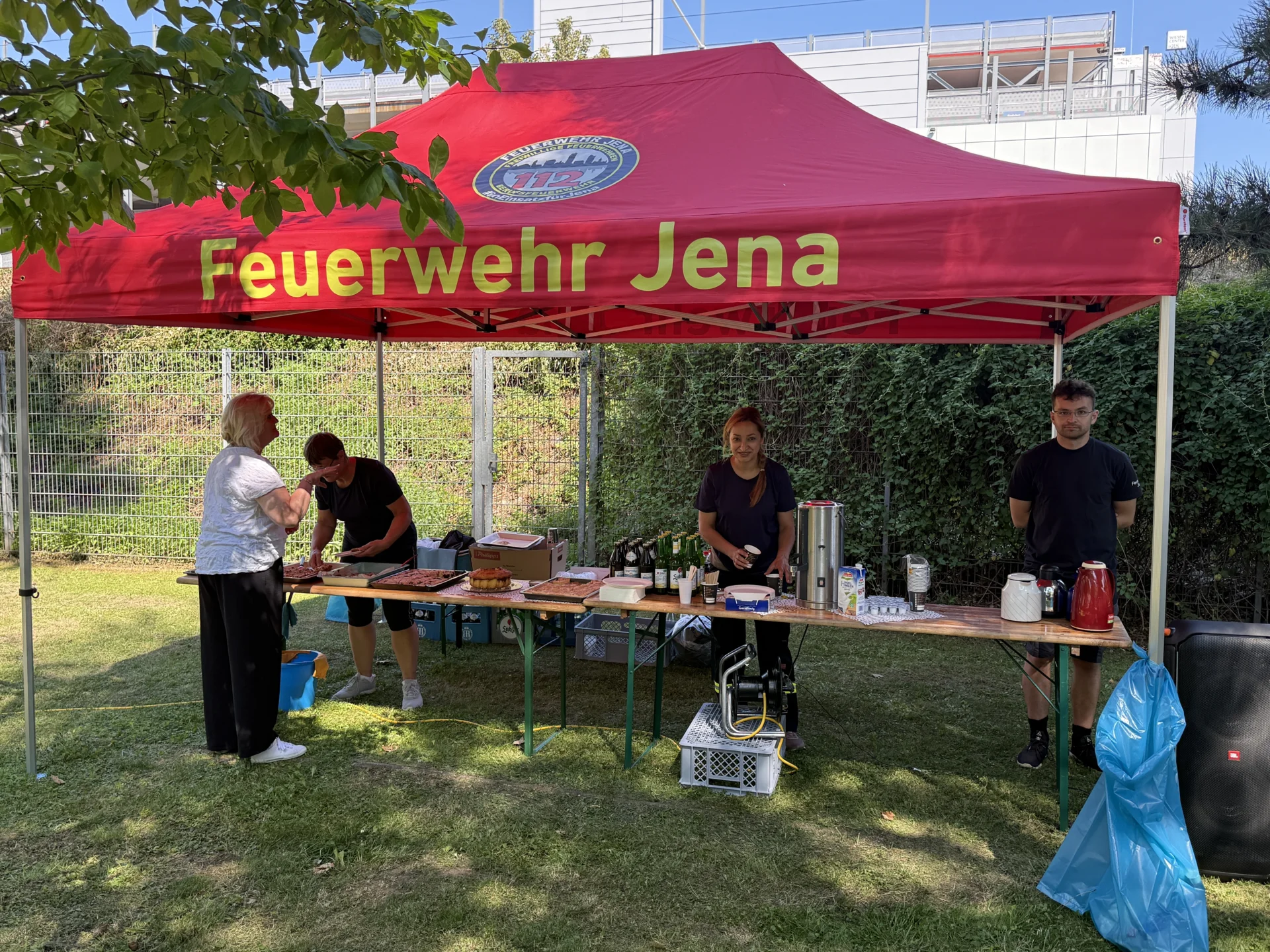 Bild: Einladung zu Kaffee und selbstgemachten Kuchen