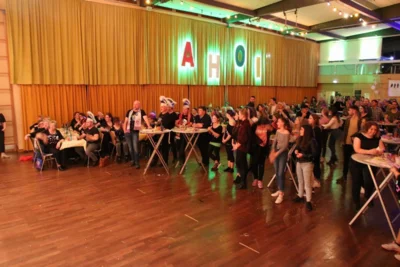 Foto des Albums: Konfetti-Party 2018/19