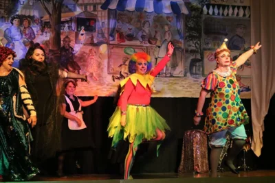 Foto des Albums: Konfetti-Party 2018/19