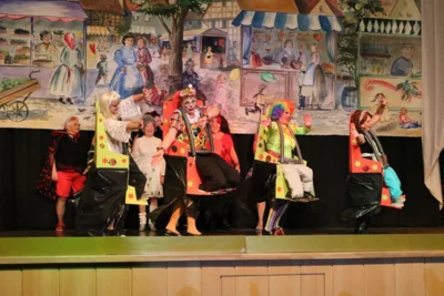 Foto des Albums: Konfetti-Party 2018/19