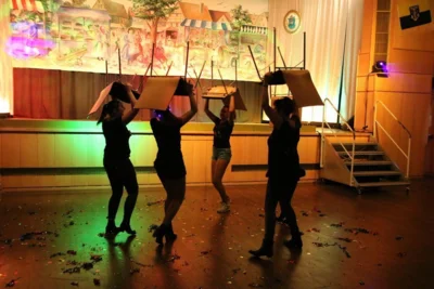 Foto des Albums: Konfetti-Party 2018/19