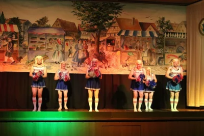 Foto des Albums: Konfetti-Party 2018/19