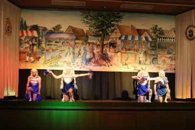 Foto des Albums: Konfetti-Party 2018/19
