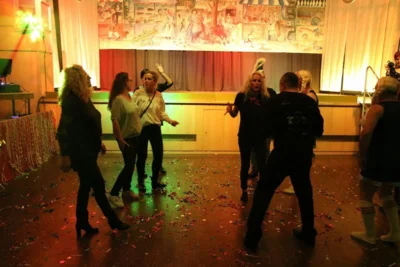 Foto des Albums: Konfetti-Party 2018/19