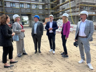 Foto des Albums: Bilder vom Besuch des Infrastrukturministers Robert Crumbach in Falkensee