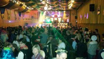 Foto des Albums: Weiberfastnacht 2015