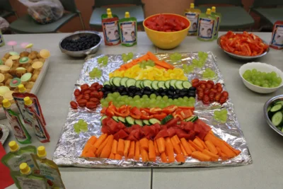 Astronauten Buffet  (Bild vergr&ouml;&szlig;ern)