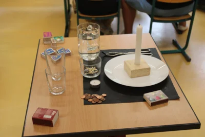 Brandschutzerziehung  (Bild vergr&ouml;&szlig;ern)