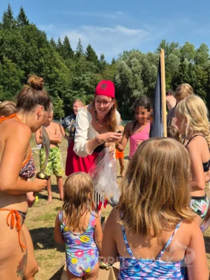 Foto des Albums: Neptunfest mit Piraten sorgte für Bombenstimmung