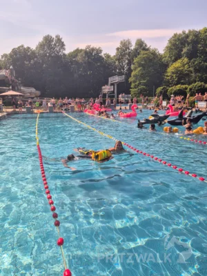 Foto des Albums: Neptunfest mit Piraten sorgte für Bombenstimmung