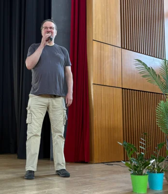 Begr&uuml;&szlig;ung durch Herrn Janott vom SEB 