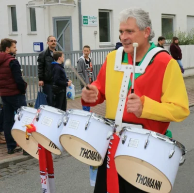 Foto des Albums: Kerbumzug Erfelden Drummler 2013