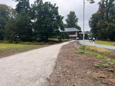 Foto des Albums: Eröffnung Gehweg zur Schule