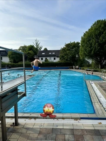 Bild: A...bombe