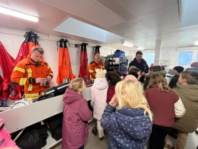 Foto des Albums: 3a und 3b: Besuch bei der Berufsfeuerwehr in Braunschweig
