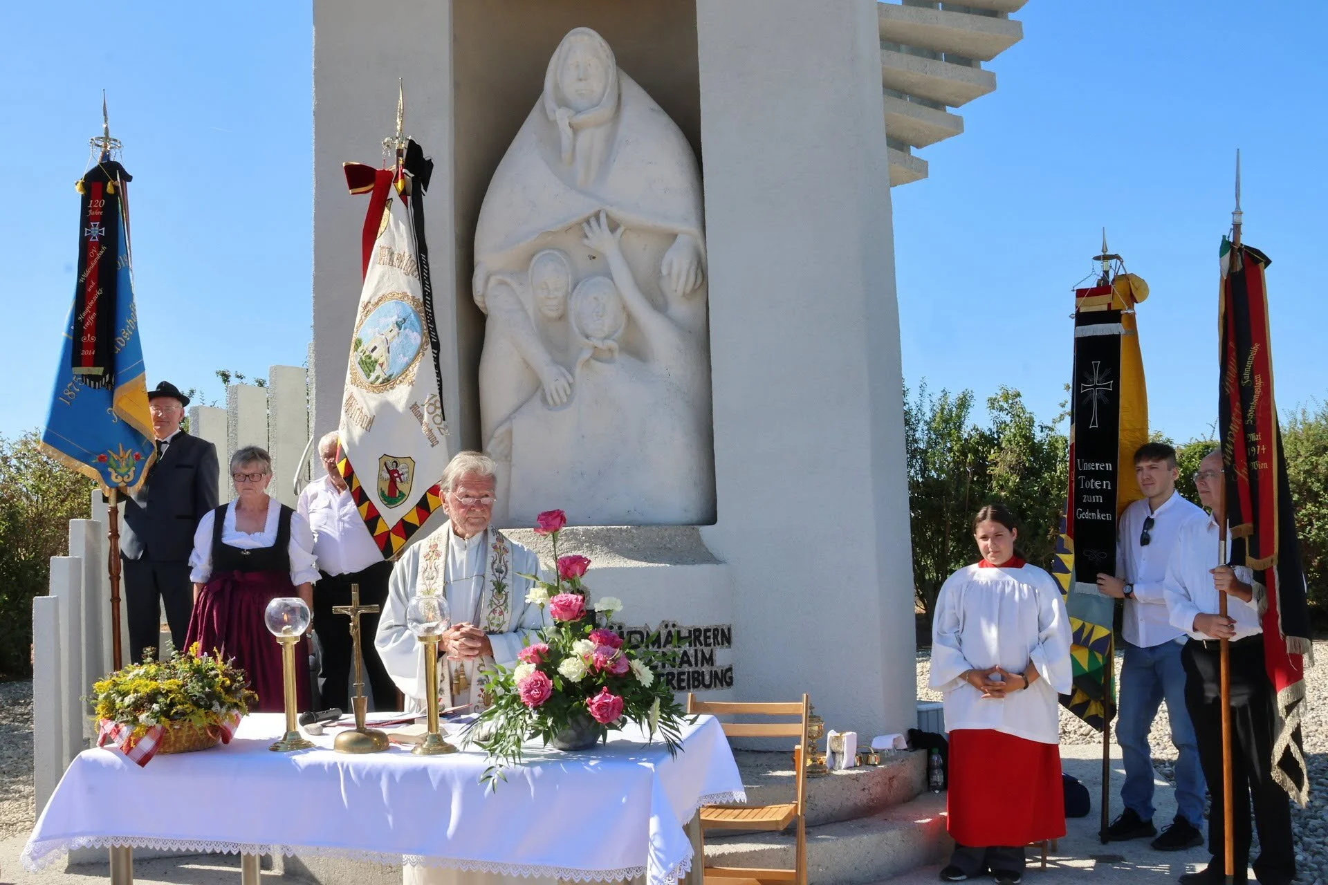 Bild: Heilige Messe mit Prälat Rühringer