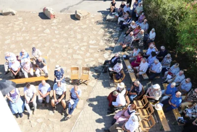 Foto des Albums: Südmährertreffen beim Heimatdenkmal Unterretzbach