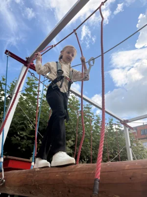 Kletterpark vor dem Kulturhaus 