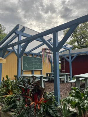 Foto des Albums: Einweihung neu gestalteter Schulgarten