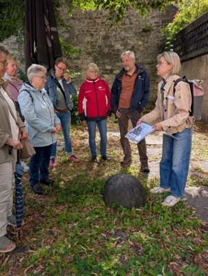 Kanonenkugeln der Faulen Mette  (Bild vergr&ouml;&szlig;ern)