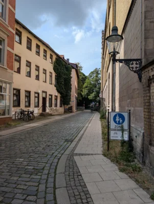 Altes Stadttor  (Bild vergr&ouml;&szlig;ern)