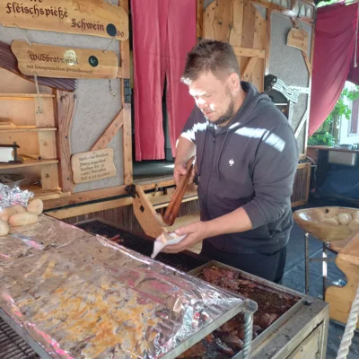 Foto des Albums: Das Kurfürstenpaar & Gefolge besucht zum Margarethenfest die Stadtkirche während der 