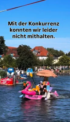 Foto des Albums: 🛁 Publikumsliebling beim 22. Damgartener Badewannenrennen 🛁