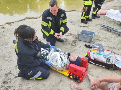 Foto des Albums: Freiwillige Feuerwehr Falkensee übt den Ernstfall am See