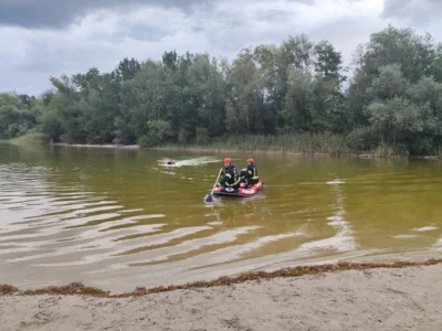 Foto des Albums: Freiwillige Feuerwehr Falkensee übt den Ernstfall am See