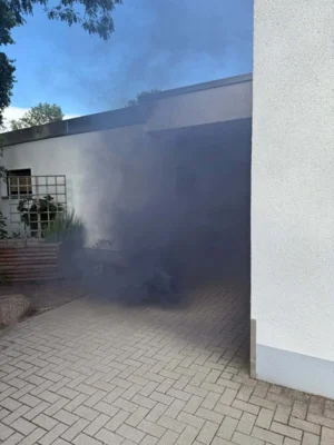 Foto des Albums: 01.08.2025 B_2 _Y- Windmühlenberg, Velpke - Küchenbrand, Personen im Gebäude