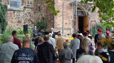 Foto des Albums: Ökumenischer Festgottesdienst zum Margarethenfest auf dem Kirchplatz
