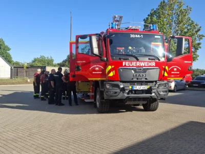 Foto des Albums: Fahrzeugvorführung LF in Wittenberge